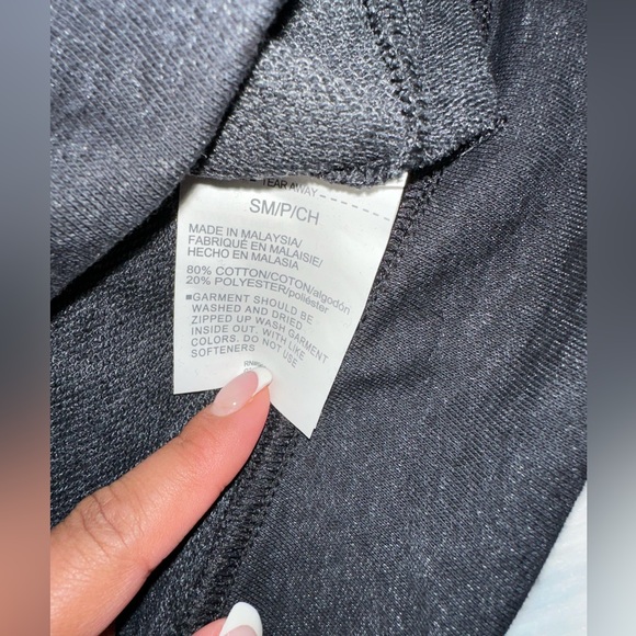 Under Armour Hoodie - Picture 4 of 4